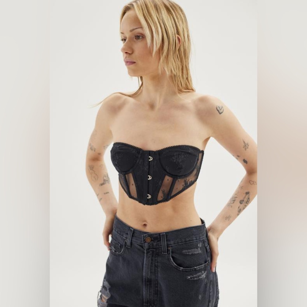 Firecracker Lace Corset